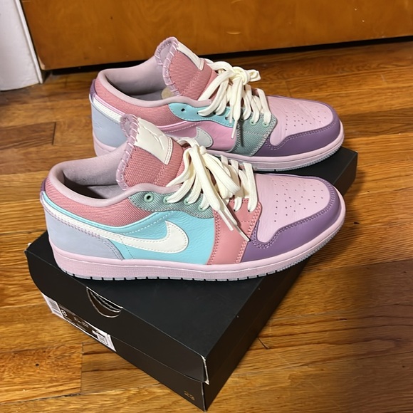 Air Jordan 1 Low SE champagne/coconut milk 8W - Picture 3 of 4